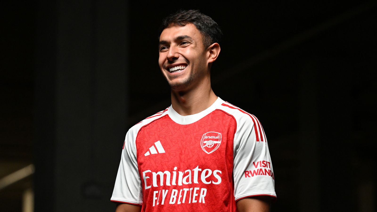 Arsenal 2025/26:  Đội Hình Siêu Sao Sẵn Sàng Chinh Phục Ngoại Hạng Anh