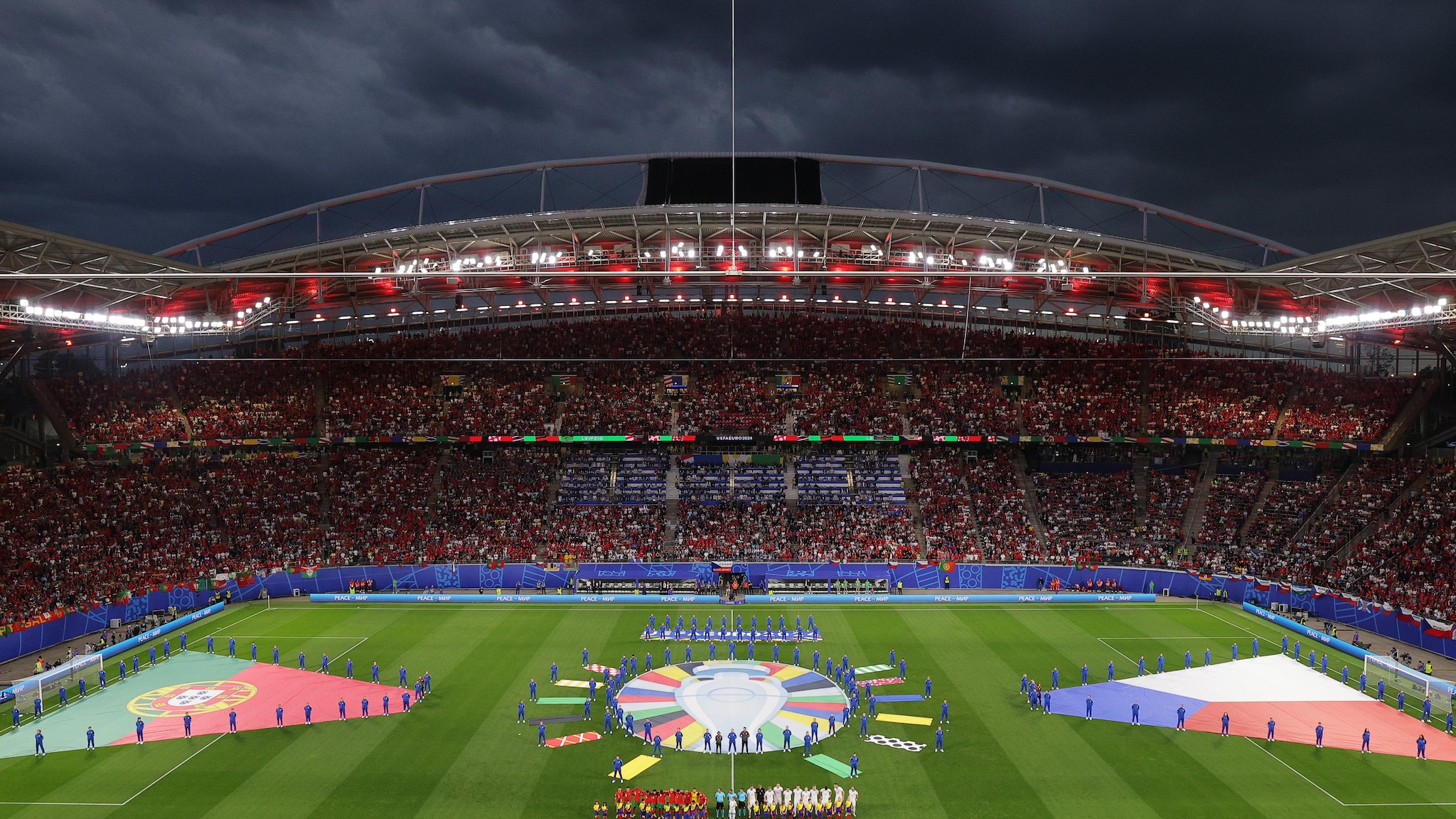 Red Bull Arena Leipzig: Sự hồi sinh ngoạn mục của một biểu tượng bóng đá Đông Đức